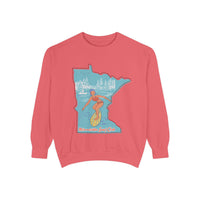 Load image into Gallery viewer, Minnesota Vintage Surfing Sweatshirt - Cozy Unisex Pullover for Beach Lovers, Retro Style, Gift for Nature Enthusiasts, Summer Vibes, [...]
