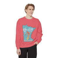 Load image into Gallery viewer, Minnesota Vintage Surfing Sweatshirt - Cozy Unisex Pullover for Beach Lovers, Retro Style, Gift for Nature Enthusiasts, Summer Vibes, [...]
